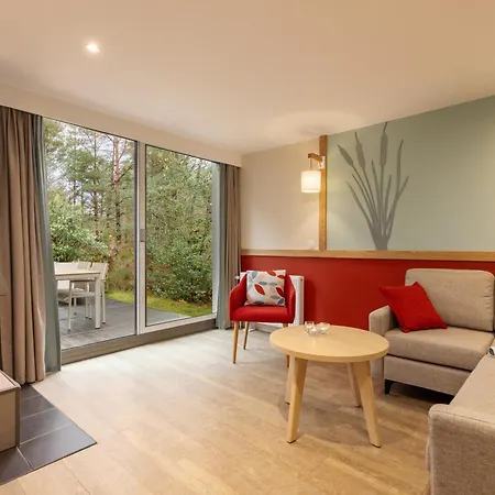 Center Parcs Les Hauts De Bruyeres Chaumont-sur-Tharonne Exterior foto