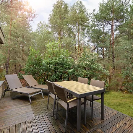 Center Parcs Les Hauts De Bruyeres Chaumont-sur-Tharonne Exterior foto