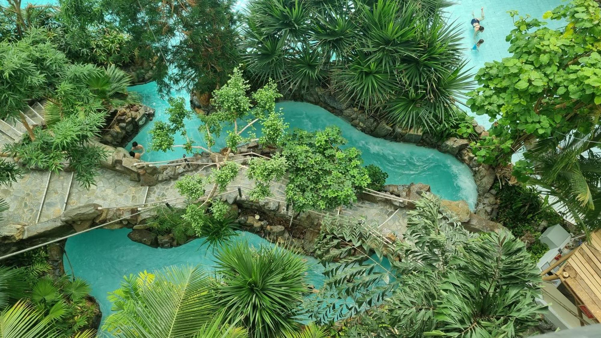 Aldeamento Turístico Center Parcs Les Hauts De Bruyeres 3*